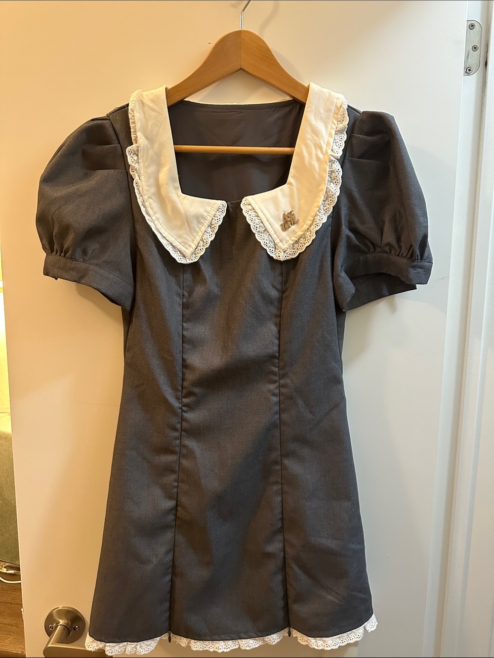 Girls Gray Dress with White Lace Collar